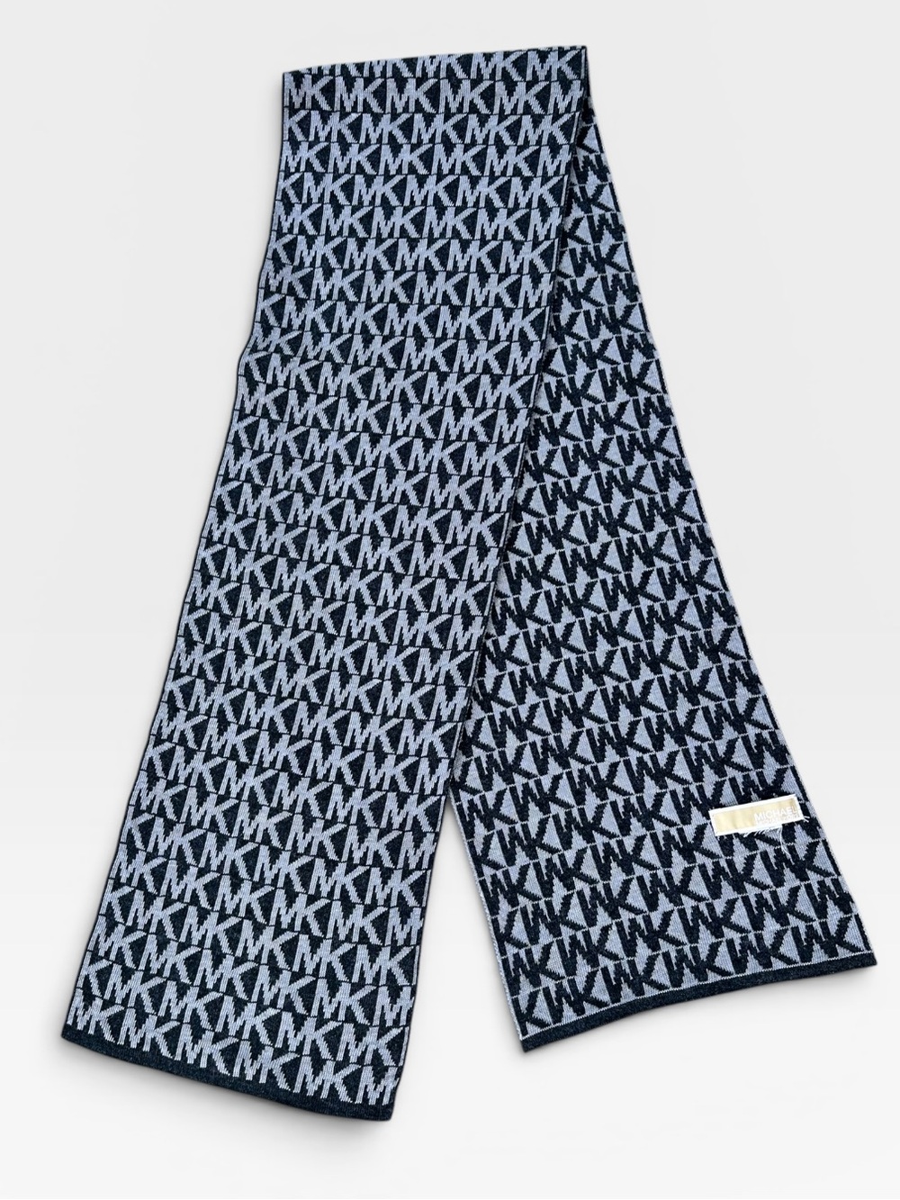 🎉5 for $45🎉 Michael Kors scarf one size
